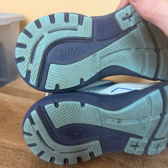 Women's Brooks Adrenaline GTS 23 size 6 shorts Blue Glass/Nile Blue/Marina - Picture 10 of 10